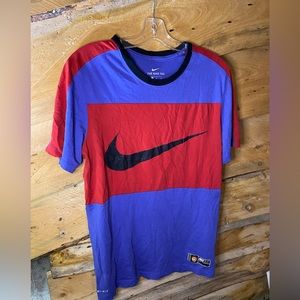 Nike T-Shirt size medium